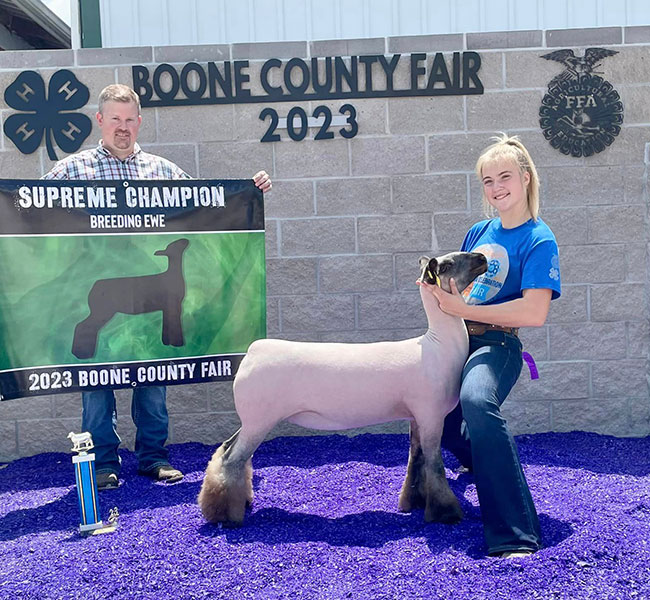 Champion Ewe<br />
Boone County