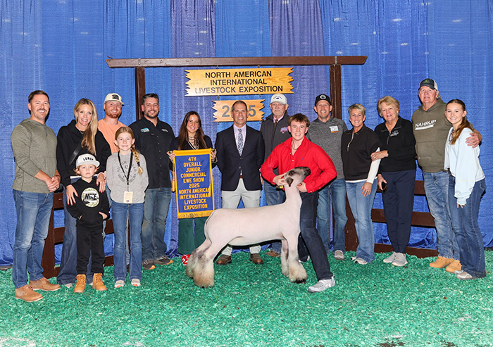Fourth Overall Commercial Ewe, Fourth Overall BFX – NAILE (KY)